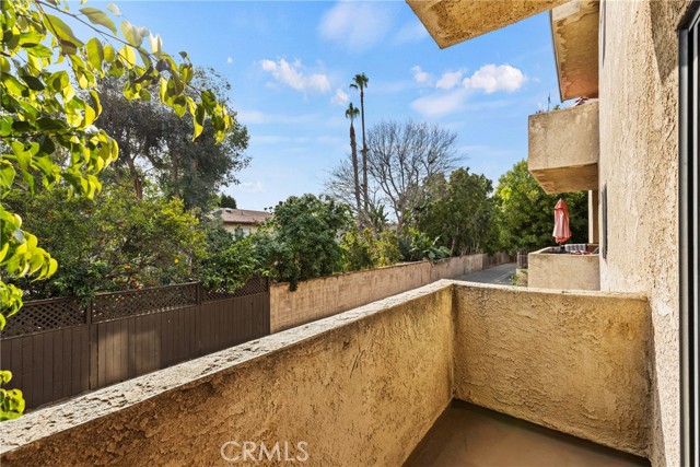 Detail Gallery Image 23 of 26 For 17500 Sherman Way #102,  Van Nuys,  CA 91406 - 3 Beds | 2 Baths