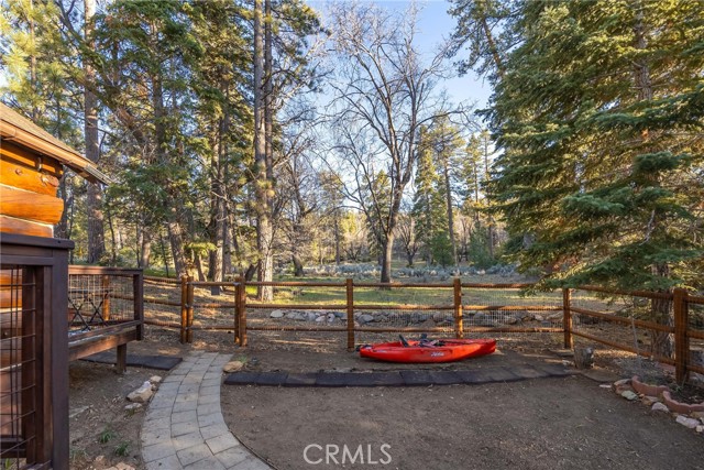 Detail Gallery Image 7 of 28 For 42721 Willow Ave, Big Bear Lake,  CA 92315 - 3 Beds | 1 Baths