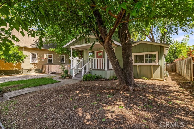 1617 Hemlock Street, Chico CA: https://media.crmls.org/medias/20b2a469-b646-4423-9621-bf8efd6850df.jpg