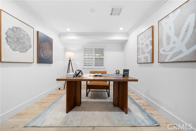 14 Eagle point, Irvine CA: https://media.crmls.org/medias/20b31ff8-58eb-46f6-8c90-2a0e7129545b.jpg