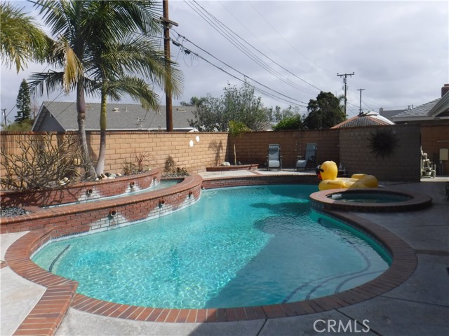 Image 3 for 8891 Clipper Dr, Huntington Beach, CA 92646