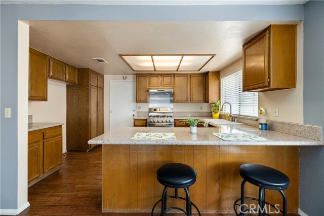Detail Gallery Image 10 of 26 For 1819 Acosta Ave, Lancaster,  CA 93535 - 3 Beds | 2 Baths