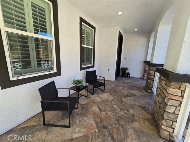 Detail Gallery Image 4 of 30 For 2742 Vandermolen Dr, Norco,  CA 92860 - 5 Beds | 3 Baths