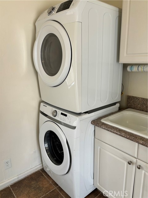 6688 Yucca Avenue, 29 Palms CA: https://media.crmls.org/medias/20b44823-0231-4a66-b340-8dd6d997691e.jpg