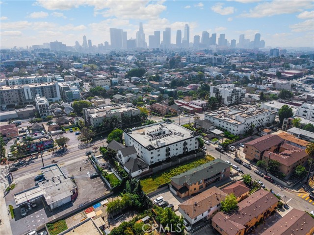 Detail Gallery Image 13 of 17 For 2113 W Court, Los Angeles,  CA 90026 - – Beds | – Baths