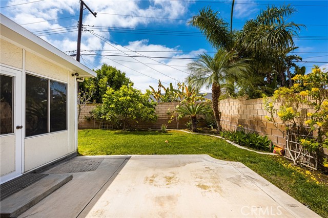 Detail Gallery Image 19 of 37 For 6772 Halifax Dr, Huntington Beach,  CA 92647 - 4 Beds | 3 Baths