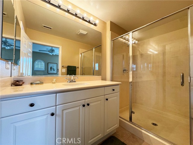 Detail Gallery Image 21 of 55 For 23754 Walnut Creek Ct, Valencia,  CA 91354 - 3 Beds | 3/1 Baths
