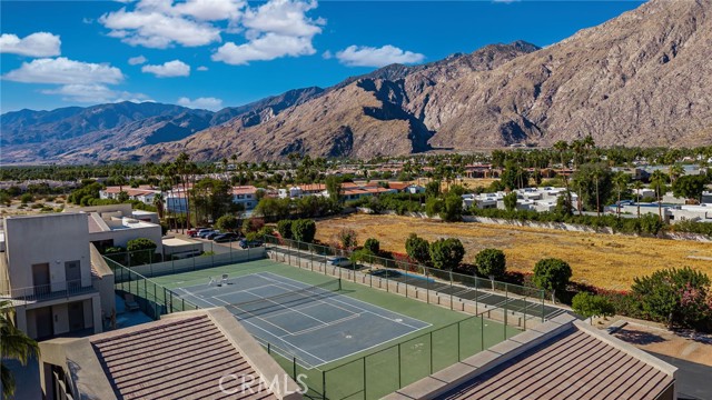 Detail Gallery Image 34 of 39 For 255 S Avenida Caballeros #106,  Palm Springs,  CA 92262 - 2 Beds | 2 Baths