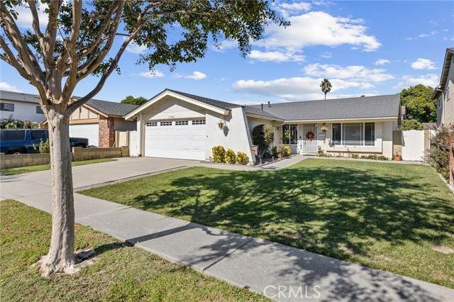 Detail Gallery Image 3 of 32 For 11143 James Pl, Cerritos,  CA 90703 - 3 Beds | 2 Baths