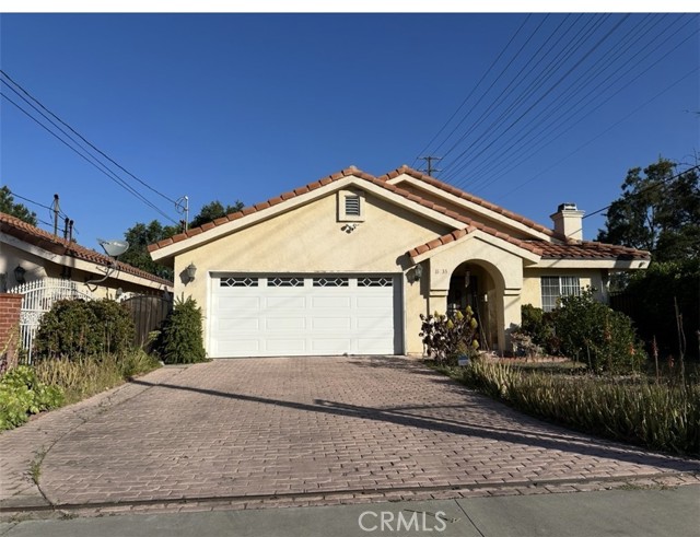 Detail Gallery Image 1 of 1 For 11833 Pendleton St, Sun Valley,  CA 91352 - 4 Beds | 2 Baths