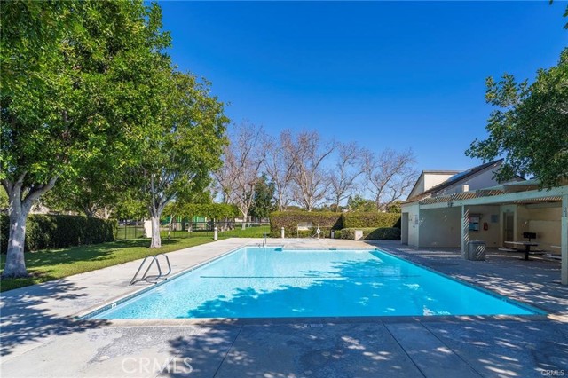 Detail Gallery Image 38 of 40 For 13 W Yale, Irvine,  CA 92604 - 3 Beds | 2/1 Baths