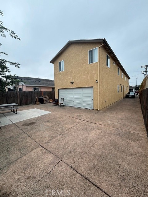 1361 E 33rd Street, Los Angeles CA: https://media.crmls.org/medias/20bad649-226a-4077-840d-629fa59b279c.jpg