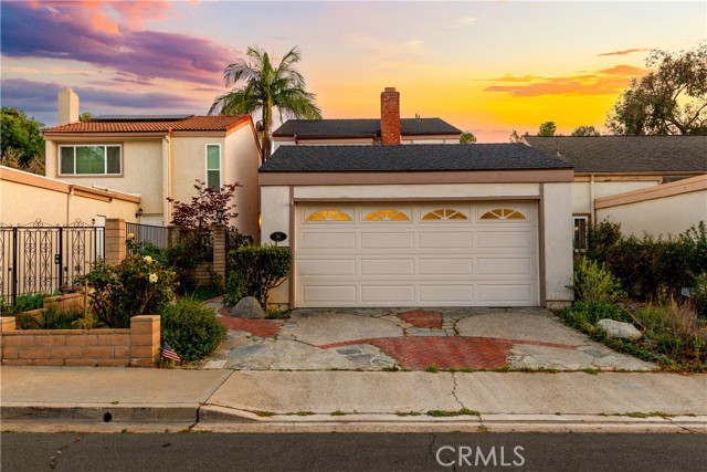 Front Image Thumbnail for CROC26071230