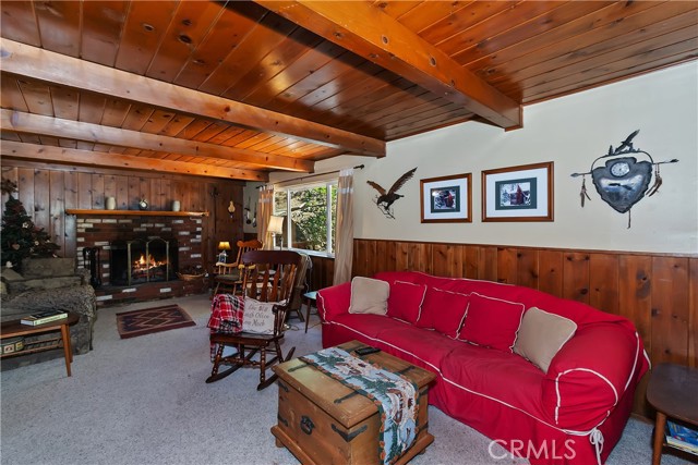 Detail Gallery Image 6 of 28 For 830 Villa Grove Ave, Big Bear Lake,  CA 92315 - 2 Beds | 1 Baths