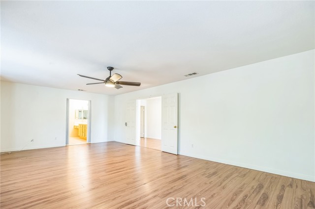 1030 Benedict Circle, Corona CA: https://media.crmls.org/medias/20bc0afd-45f1-41a7-b13f-2b0e9c878155.jpg