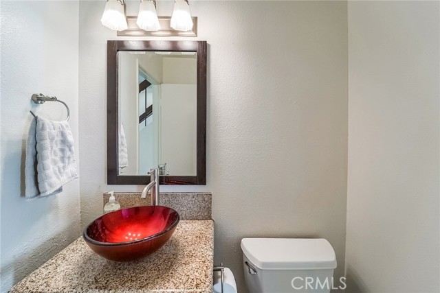 Detail Gallery Image 9 of 29 For 12093 Wagner St, Culver City,  CA 90230 - 4 Beds | 2/1 Baths