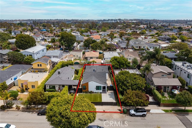 12520 Gilmore Avenue, Los Angeles CA: https://media.crmls.org/medias/20bc32ba-5aca-4ab7-b880-a36ea5f0d2ad.jpg