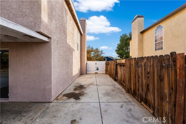 Detail Gallery Image 36 of 36 For 1555 Renee St, Lancaster,  CA 93535 - 3 Beds | 2/1 Baths