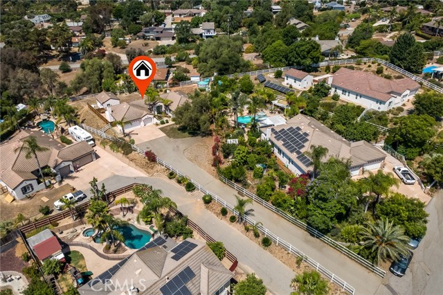 731 Oak Glade Drive, Fallbrook CA: https://media.crmls.org/medias/20bdf0be-f114-45fe-965b-bc37e9288db7.jpg