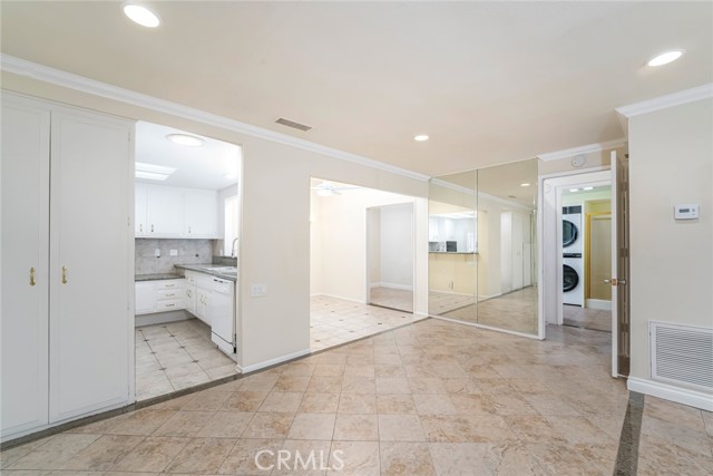495 Calle Cadiz, Laguna Woods CA: https://media.crmls.org/medias/20be2ccd-365e-462e-9f86-155cc9046a81.jpg