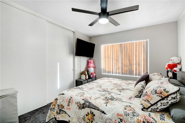 Detail Gallery Image 18 of 31 For 10013 Deep Canyon, Moreno Valley,  CA 92557 - 6 Beds | 3 Baths