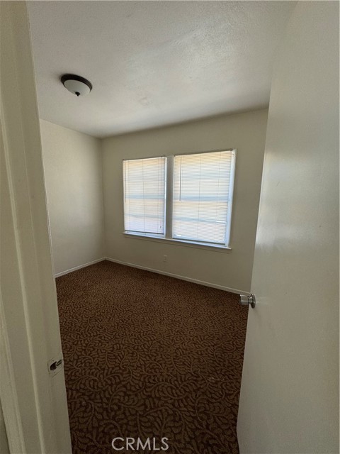5214 Golden Avenue, Riverside CA: https://media.crmls.org/medias/20bf250c-8fc2-4409-b4cb-2e8d29ec5a85.jpg