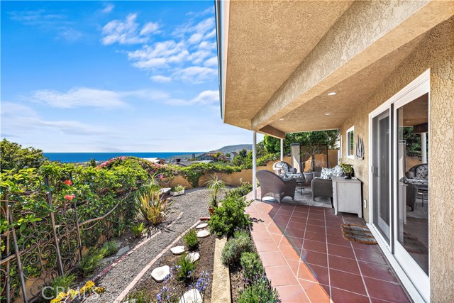 Image 3 for 898 Buena Vista Way, Laguna Beach, CA 92651