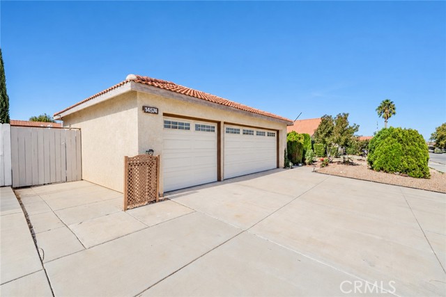 14574 Lilac Rd, Adelanto, CA 92301 photo 3