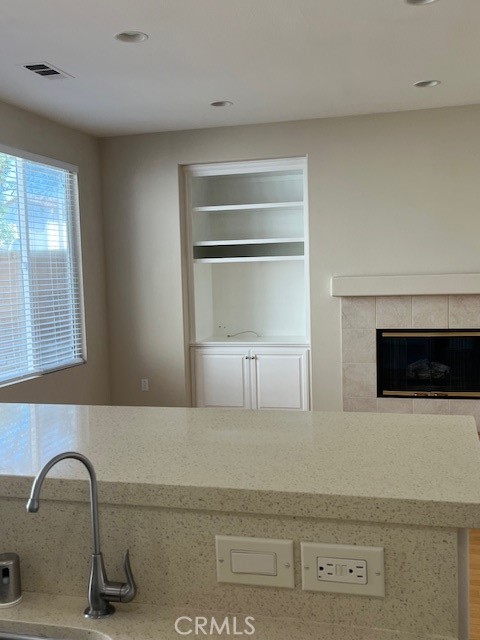Detail Gallery Image 11 of 39 For 1 Dahlia, Irvine,  CA 92618 - 3 Beds | 2/1 Baths