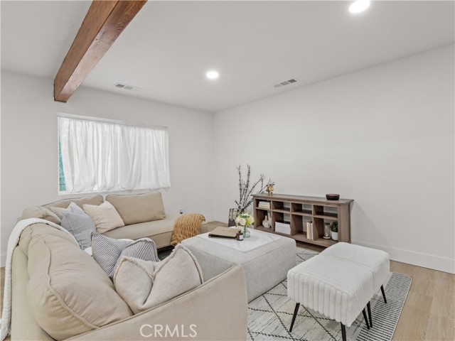 Detail Gallery Image 22 of 66 For 5527 W Olive Ave, Fresno,  CA 93722 - 4 Beds | 3/1 Baths