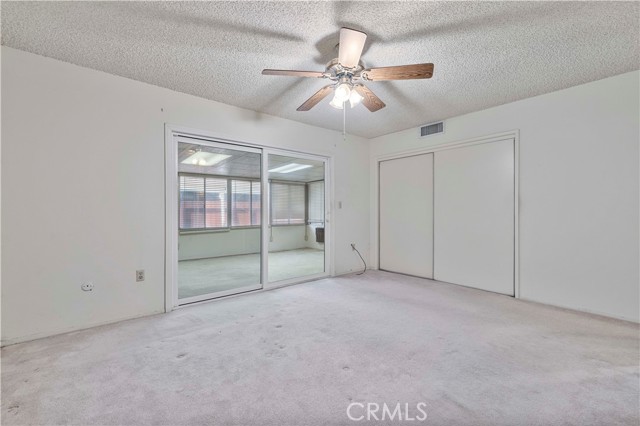 Detail Gallery Image 19 of 34 For 26838 -C Avenue of the Oaks #C,  Newhall,  CA 91321 - 2 Beds | 2 Baths