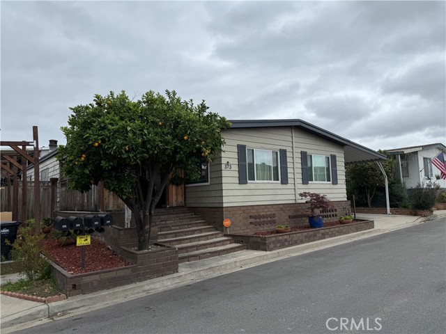 Image 18 of 26 For 2601 Victoria Street 373