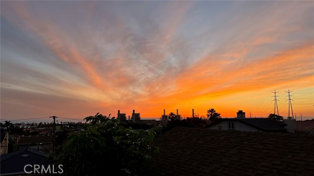 Detail Gallery Image 8 of 42 For 819 N. Maria, Redondo Beach,  CA 90277 - 3 Beds | 1 Baths