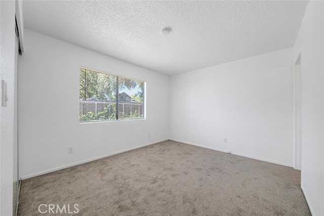 Detail Gallery Image 13 of 27 For 1911 N Summit, Pasadena,  CA 91103 - 3 Beds | 2 Baths