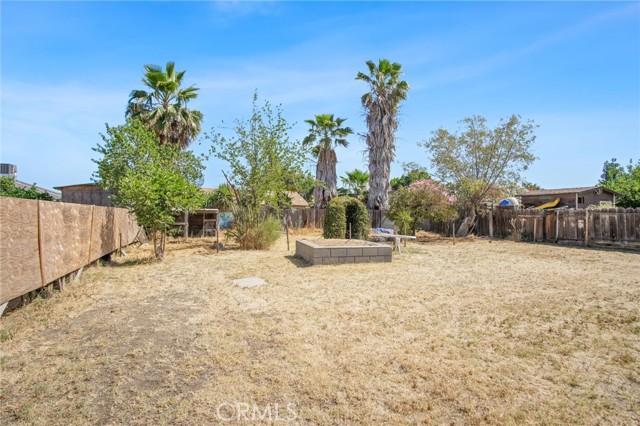 7638 Walnut Avenue, Winton CA: https://media.crmls.org/medias/20c889db-3dbf-4de2-a95e-50e3552d1e5c.jpg
