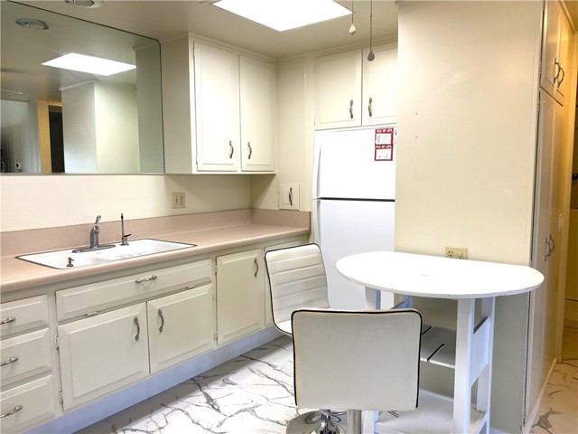 13370 St. Andrews Dr., M12-69D, Seal Beach CA: https://media.crmls.org/medias/20c8971d-5613-4f31-b6fb-cbb808fdbb86.jpg