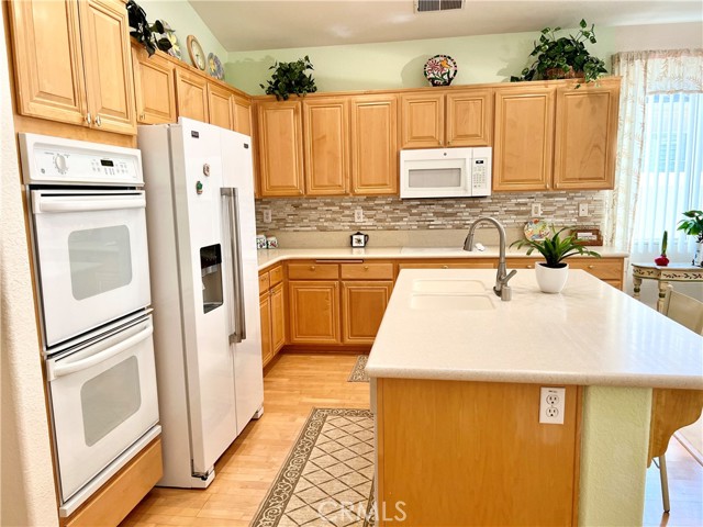 Detail Gallery Image 14 of 72 For 23799 via Compadres, Murrieta,  CA 92562 - 3 Beds | 2 Baths