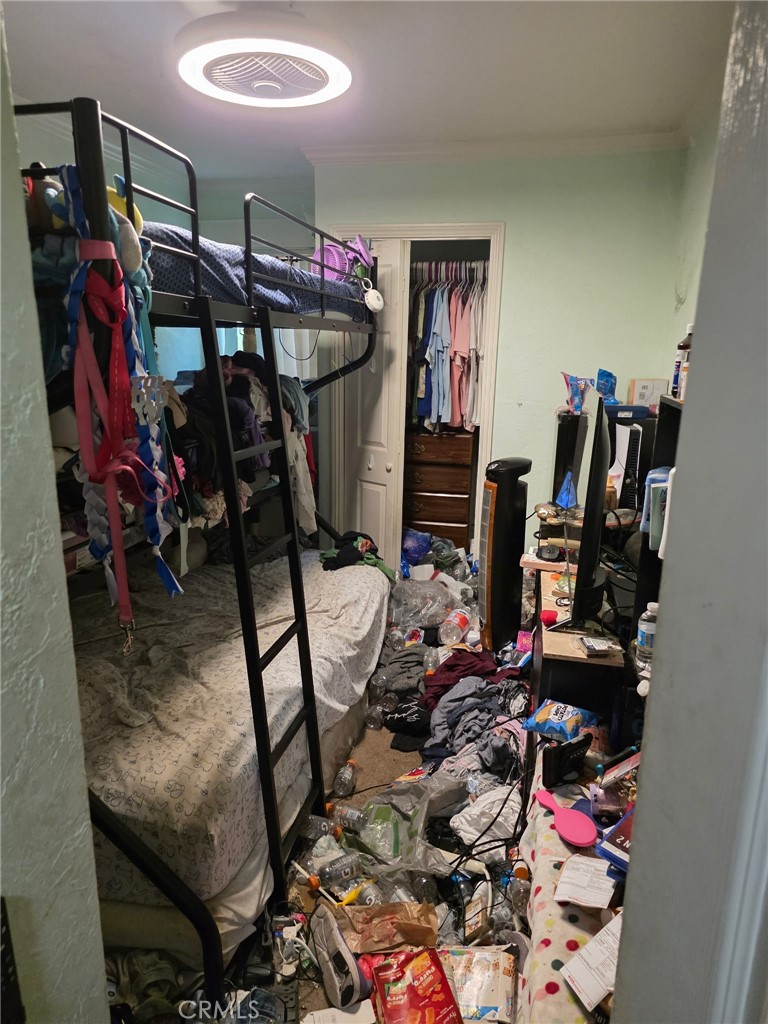 https://media.crmls.org/medias/20c9c678-cfdb-4cea-ab82-3477ea25cb99.jpg?preset=X-Large