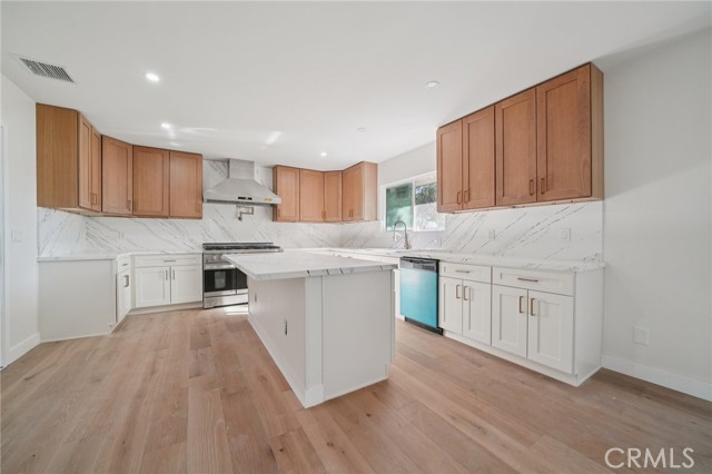 Detail Gallery Image 18 of 70 For 1098 Syracuse, Claremont,  CA 91711 - 4 Beds | 2 Baths