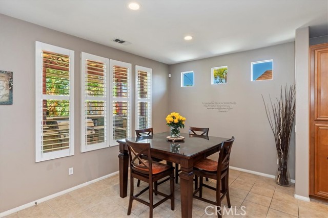 Detail Gallery Image 8 of 35 For 7213 Cottage Grove Dr, Corona,  CA 92880 - 5 Beds | 3 Baths