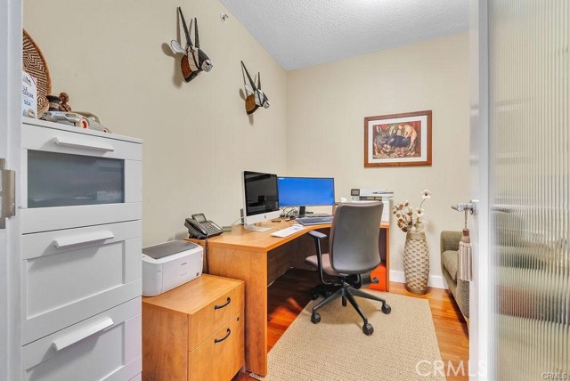3141 Michelson, Irvine CA: https://media.crmls.org/medias/20caafaf-a6e7-40dc-8f28-f470035d325b.jpg