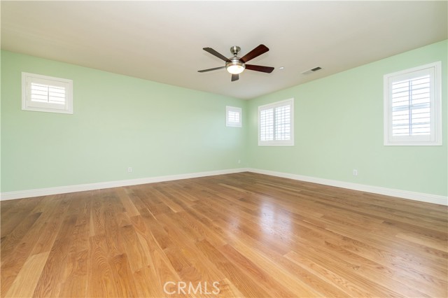 7271 Enclave Drive, Eastvale CA: https://media.crmls.org/medias/20cad9e9-8cc0-4f75-889a-07888d86af40.jpg