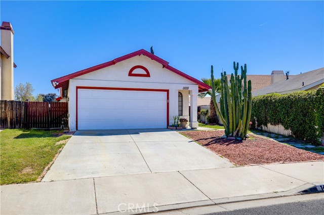 Detail Gallery Image 2 of 49 For 14958 Briana St, Moreno Valley,  CA 92553 - 3 Beds | 2 Baths
