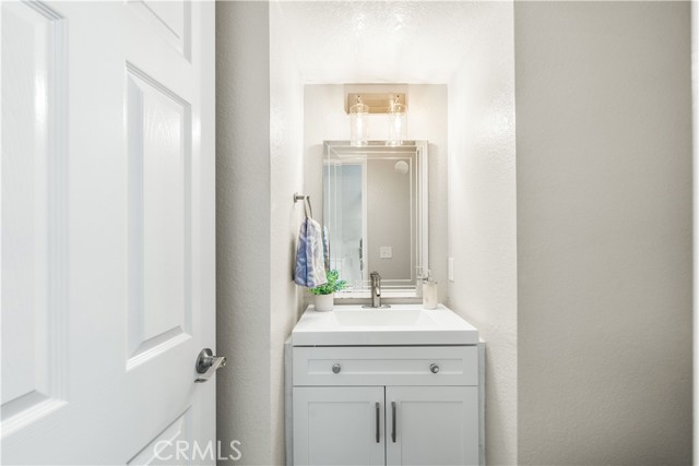 Detail Gallery Image 22 of 36 For 1555 Renee St, Lancaster,  CA 93535 - 3 Beds | 2/1 Baths