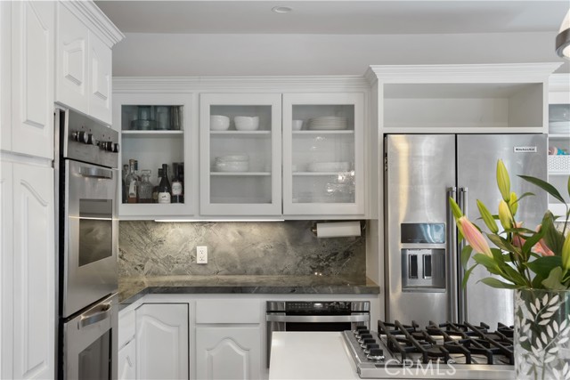 2105 N. Meadows Ave, Manhattan Beach, California 90266, 4 Bedrooms Bedrooms, ,3 BathroomsBathrooms,Residential,Sold,N. Meadows Ave,SB22064720