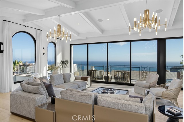 922 EMERALD BAY, Laguna Beach CA: https://media.crmls.org/medias/20cd5884-9b5c-4bf8-9447-b95c5cd5df79.jpg