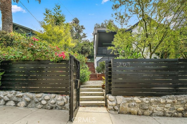 701 Avenue 43, Los Angeles, California 90031, 3 Bedrooms Bedrooms, ,1 BathroomBathrooms,Single Family Residence,For Sale,Avenue 43,CV24181413