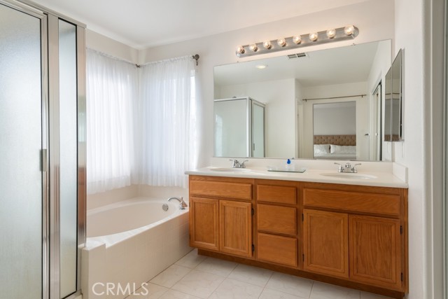 Detail Gallery Image 27 of 31 For 31371 Magnolia Point, Murrieta,  CA 92563 - 4 Beds | 3 Baths