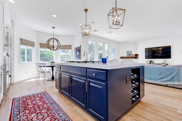 2304 Elm Avenue, Manhattan Beach, California 90266, 5 Bedrooms Bedrooms, ,4 BathroomsBathrooms,Residential,Sold,Elm,SB21197598