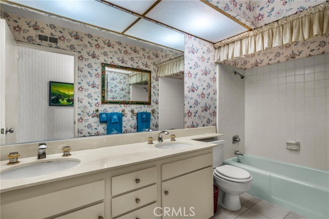 4092 Rousseau Lane, Palos Verdes Peninsula, California 90274, 4 Bedroom Bedrooms, 0 ,3 BathroomBathrooms,Residential,For Sale,Rousseau,0,SB26187457